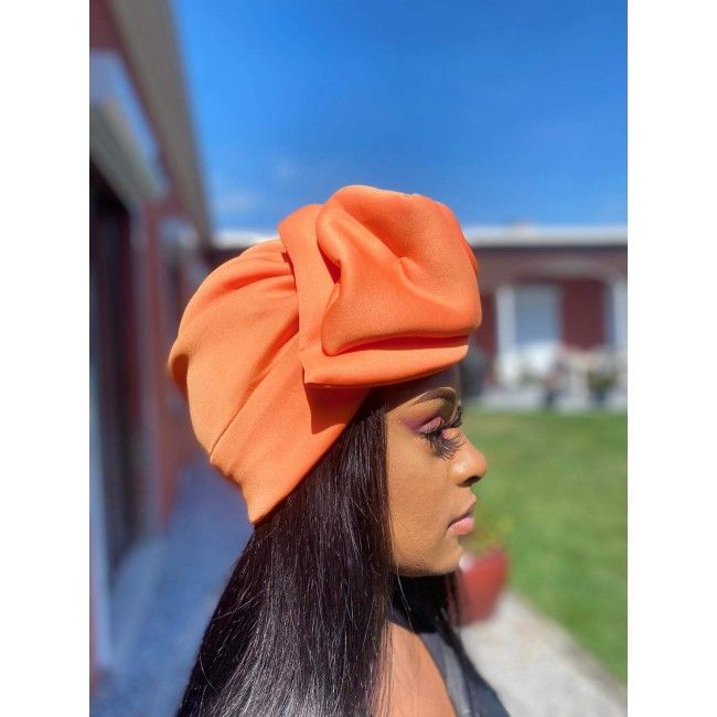 Izzy Coiffe- Oumy prêt à poser